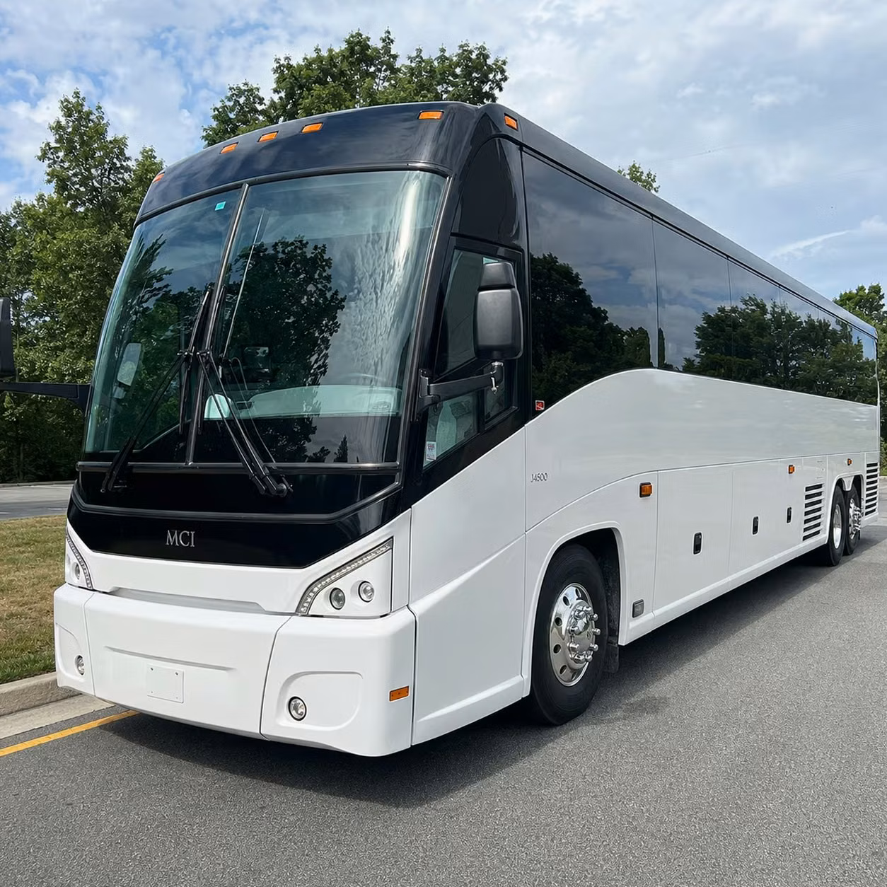 charter bus rentals for columbia basin college hawks athletic events